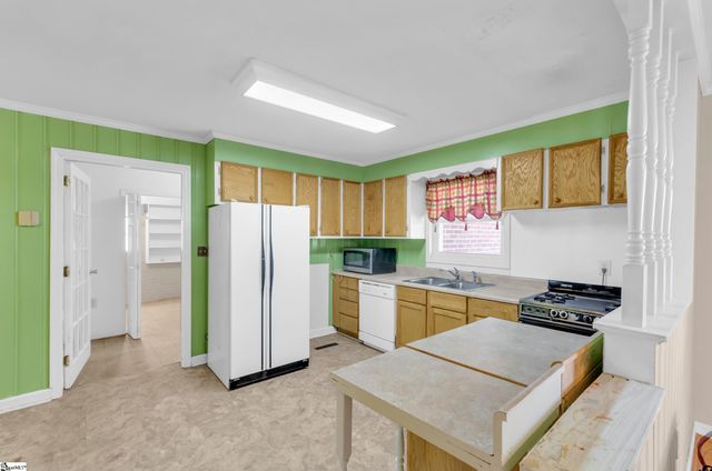 203 Crescent Street, Easley, SC 29640
