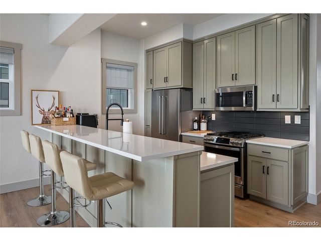 215 Eagle Ridge Cir, Granby, CO 80446