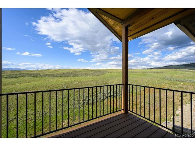 215 Eagle Ridge Cir, Granby, CO 80446