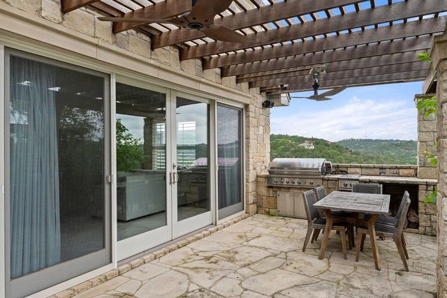 1421 Circle Ridge DR, West Lake Hills, TX 78746