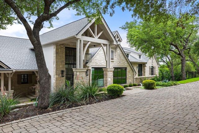1421 Circle Ridge DR, West Lake Hills, TX 78746