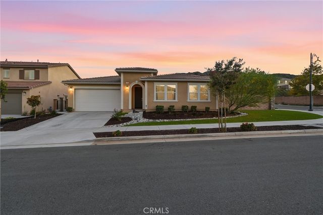 2792 Chad Zeller, Corona, CA 92882
