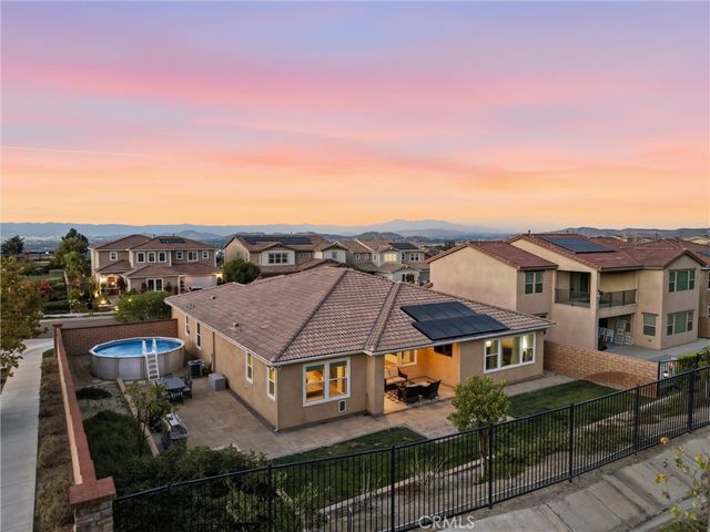 2792 Chad Zeller, Corona, CA 92882