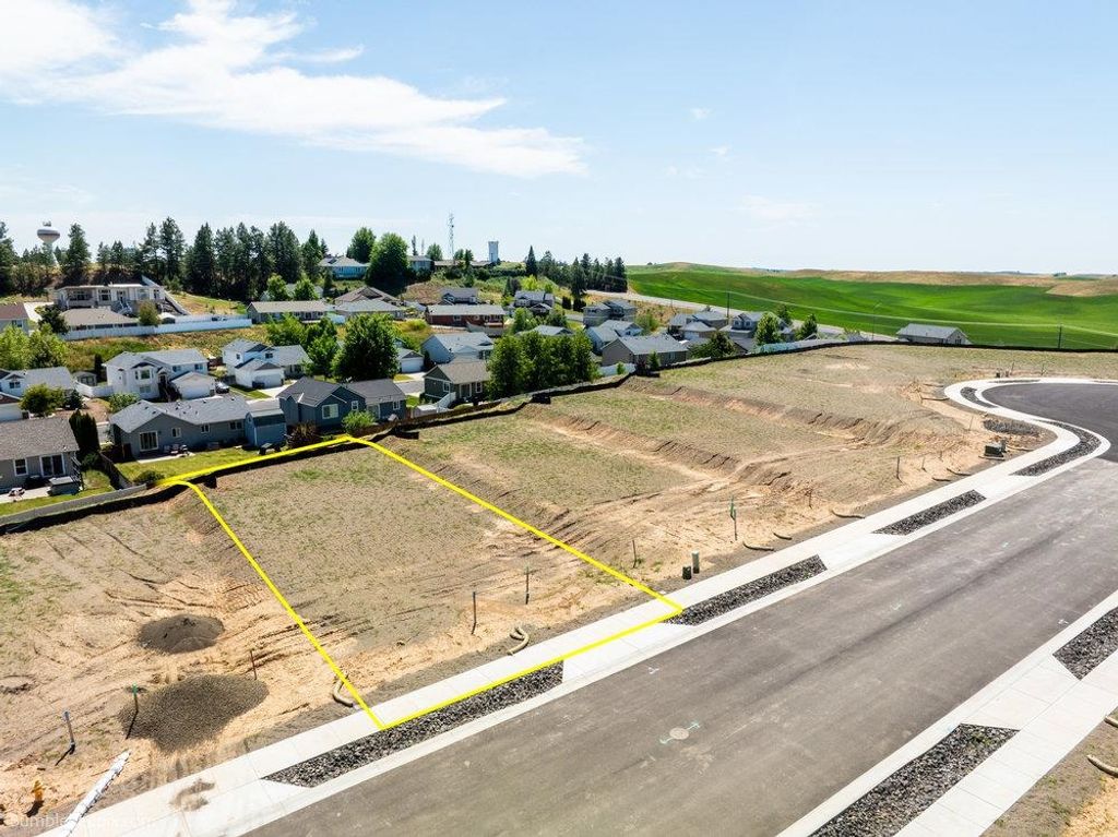 1006 STEPTOE VIEW Ln, Cheney, WA 99004