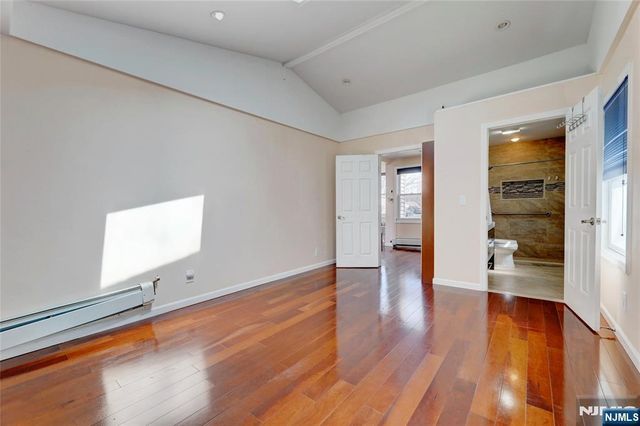 577 Forest Avenue, Paramus, NJ 07652