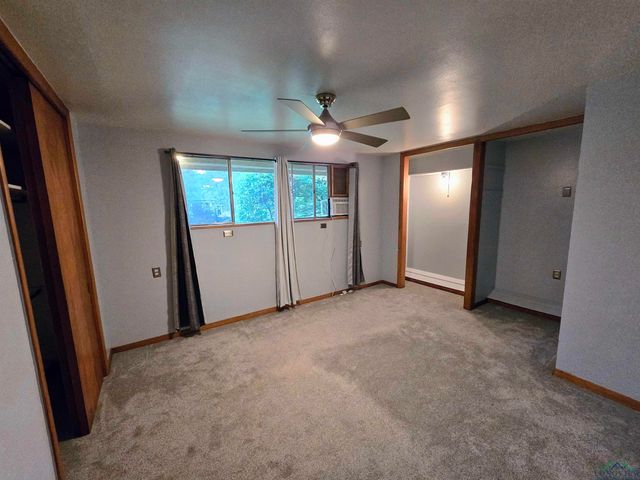 3200 Indian Springs Dr, Marshall, TX 75672