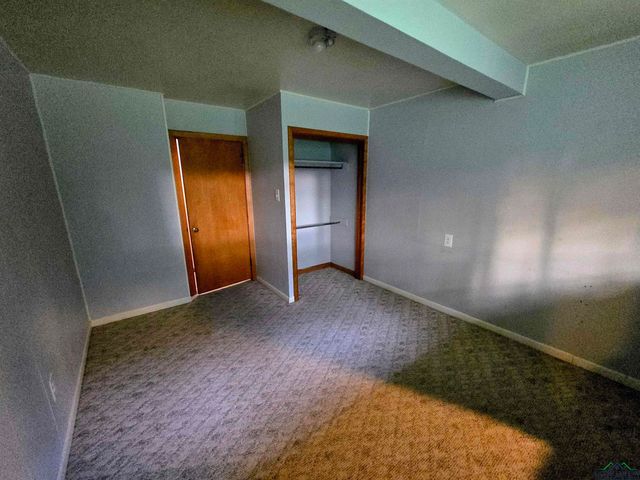 3200 Indian Springs Dr, Marshall, TX 75672