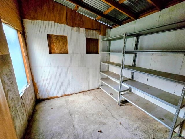 3200 Indian Springs Dr, Marshall, TX 75672