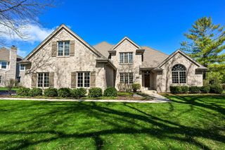 17700 Parish DRIVE, Brookfield, WI 53045