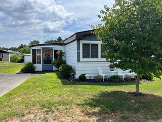 21 Second Ave, Westfield, MA 01085