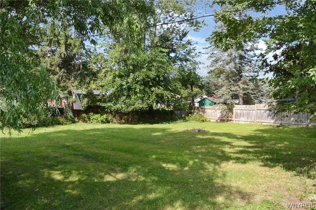 4194 Cameron Drive, Clarence, NY 14221