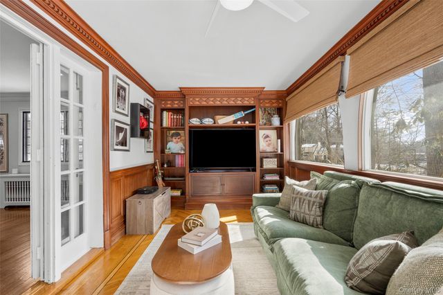 103 Aviemore Drive, New Rochelle, NY 10804