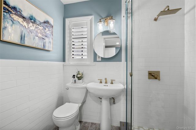 103 Aviemore Drive, New Rochelle, NY 10804