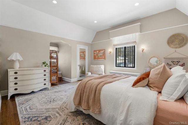 103 Aviemore Drive, New Rochelle, NY 10804