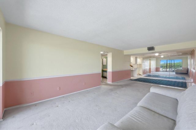 6120 43RD STREET W 407B, Bradenton, FL 34210