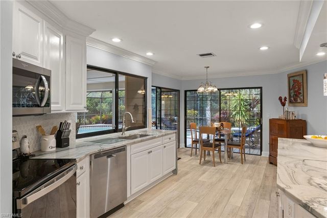 2259 QUEENS WAY, Naples, FL 34112