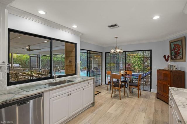 2259 QUEENS WAY, Naples, FL 34112