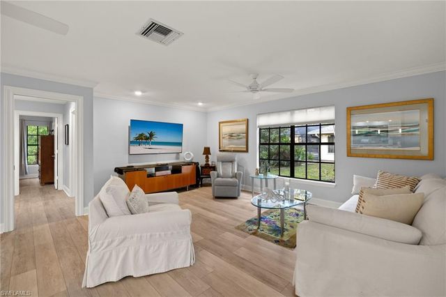 2259 QUEENS WAY, Naples, FL 34112