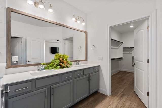 202 Spanish Star ST, Georgetown, TX 78633
