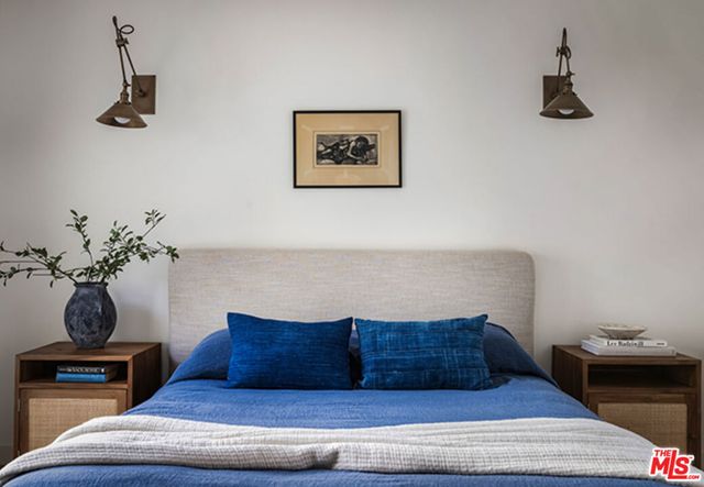 1411 Armadale Avenue, Los Angeles, CA 90042