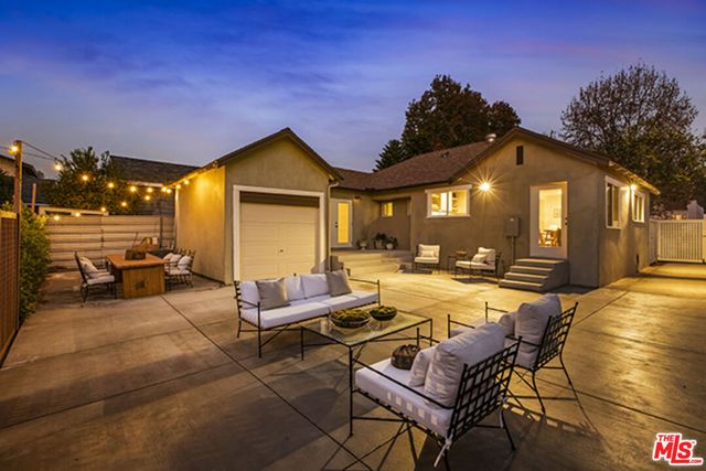 1411 Armadale Avenue, Los Angeles, CA 90042