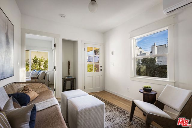 1411 Armadale Avenue, Los Angeles, CA 90042