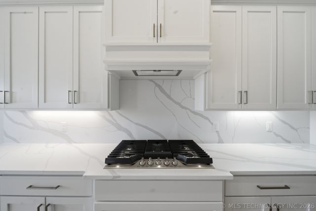 2102 E 138th Street, Bixby, OK 74008