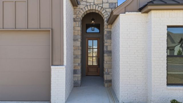 2102 E 138th Street, Bixby, OK 74008