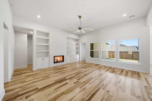 2102 E 138th Street, Bixby, OK 74008