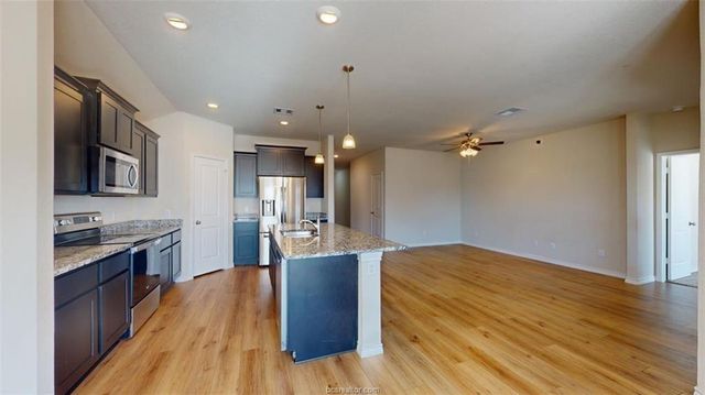 5219 Montague Loop, Bryan, TX 77807