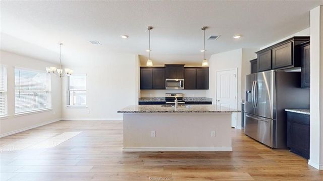 5219 Montague Loop, Bryan, TX 77807