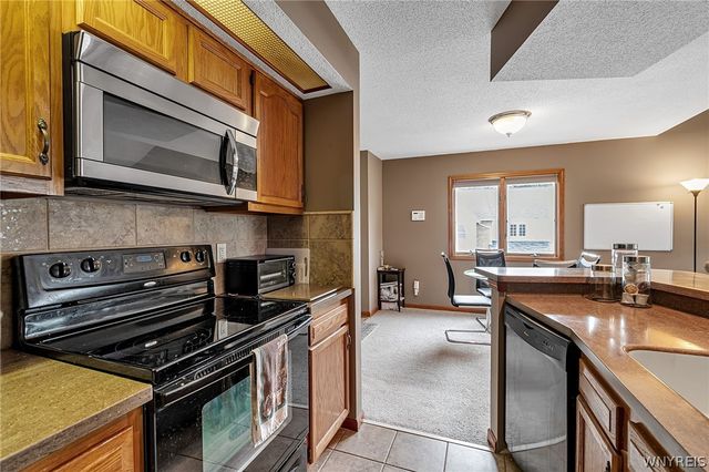 3 Keph Drive 8, Amherst, NY 14228