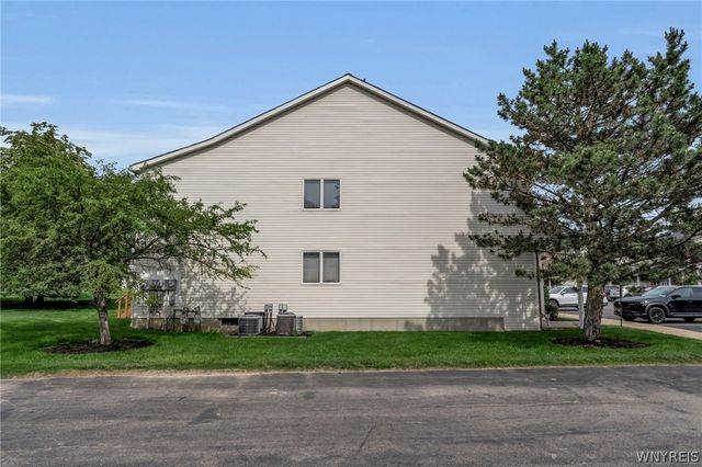 3 Keph Drive 8, Amherst, NY 14228