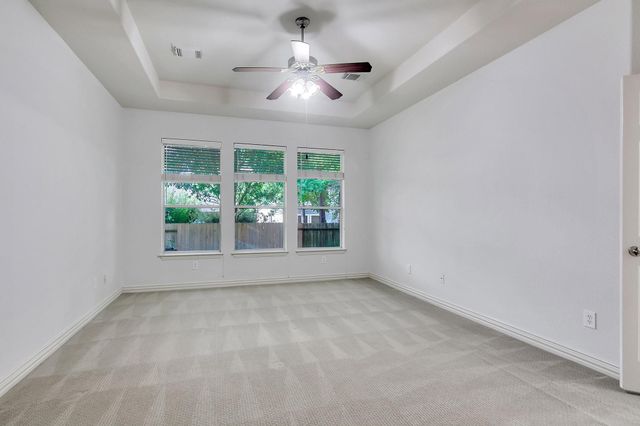 27 Frontera, The Woodlands, TX 77382