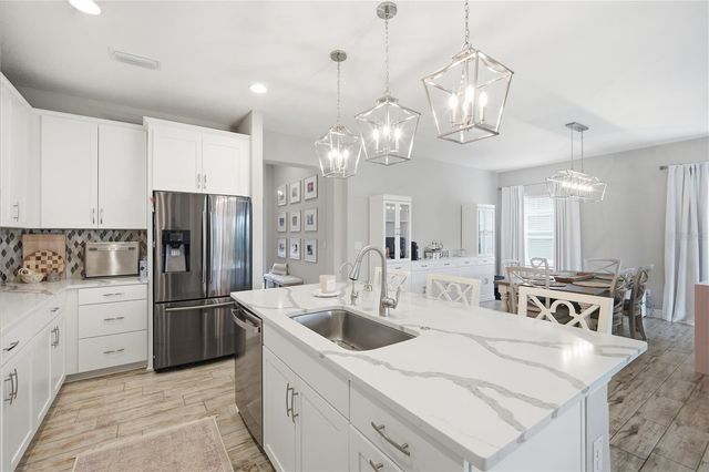 5450 DEL CORONADO DRIVE, Apollo Beach, FL 33572