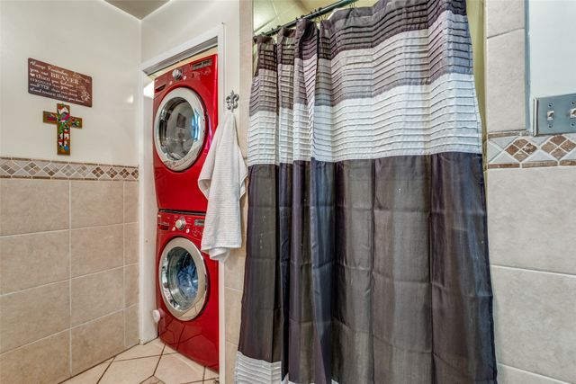 4902 N Hall Street, Dallas, TX 75235