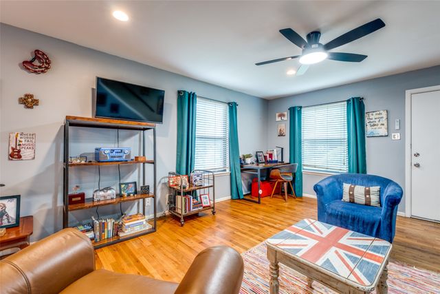 4902 N Hall Street, Dallas, TX 75235