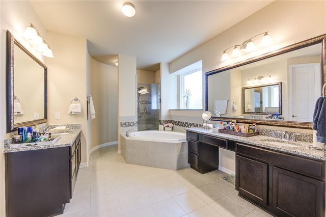 1111 Vivid Crescent Court, Katy, TX 77494