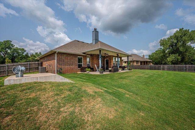 4450 Buffalo Hill, Guthrie, OK 73044
