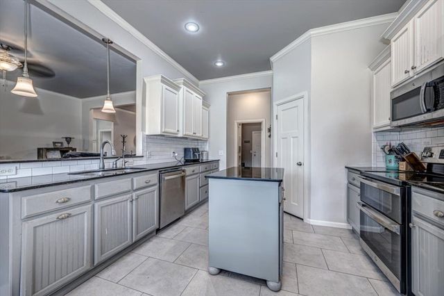 4450 Buffalo Hill, Guthrie, OK 73044