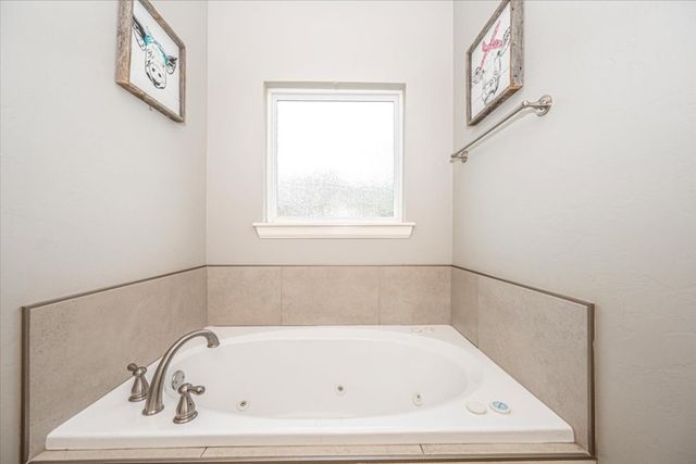 4450 Buffalo Hill, Guthrie, OK 73044