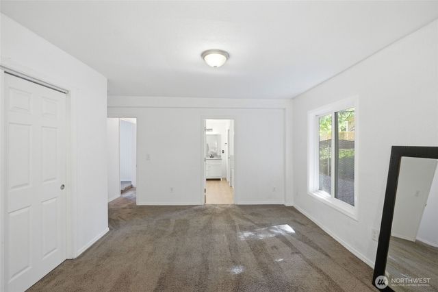 18824 SE 164th St, Renton, WA 98058