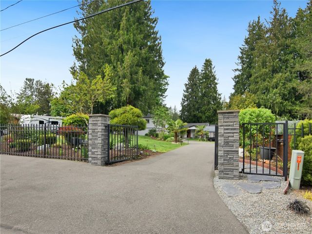 18824 SE 164th St, Renton, WA 98058
