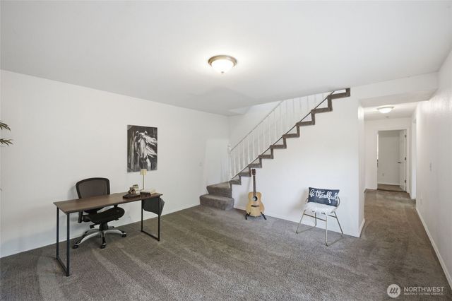 18824 SE 164th St, Renton, WA 98058