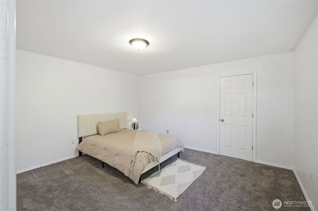 18824 SE 164th St, Renton, WA 98058