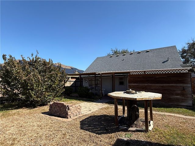 7809 Northwind Dr, Corpus Christi, TX 78414