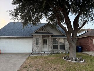 7809 Northwind Dr, Corpus Christi, TX 78414
