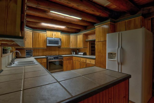 3165 Ray Cir, Auburn, CA 95602