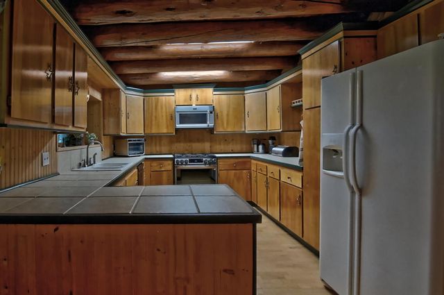 3165 Ray Cir, Auburn, CA 95602