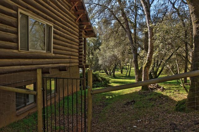 3165 Ray Cir, Auburn, CA 95602